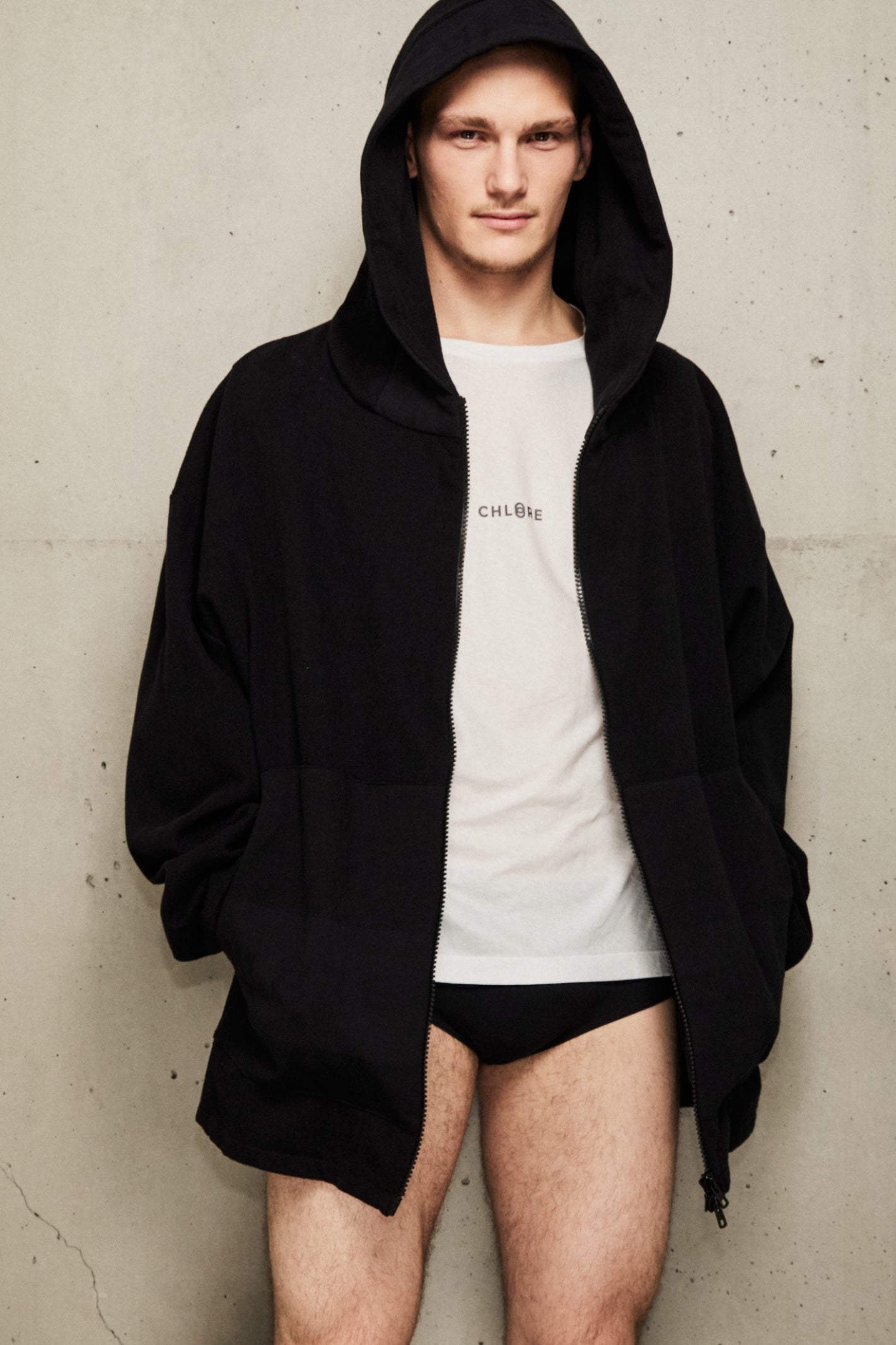 ANDREA BLACK LETTERS - T shirt UNISEXE